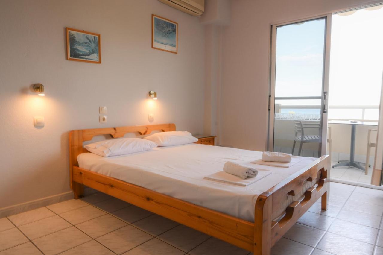Giorgos Apartments Sea View Olympiaki Akti Exterior photo